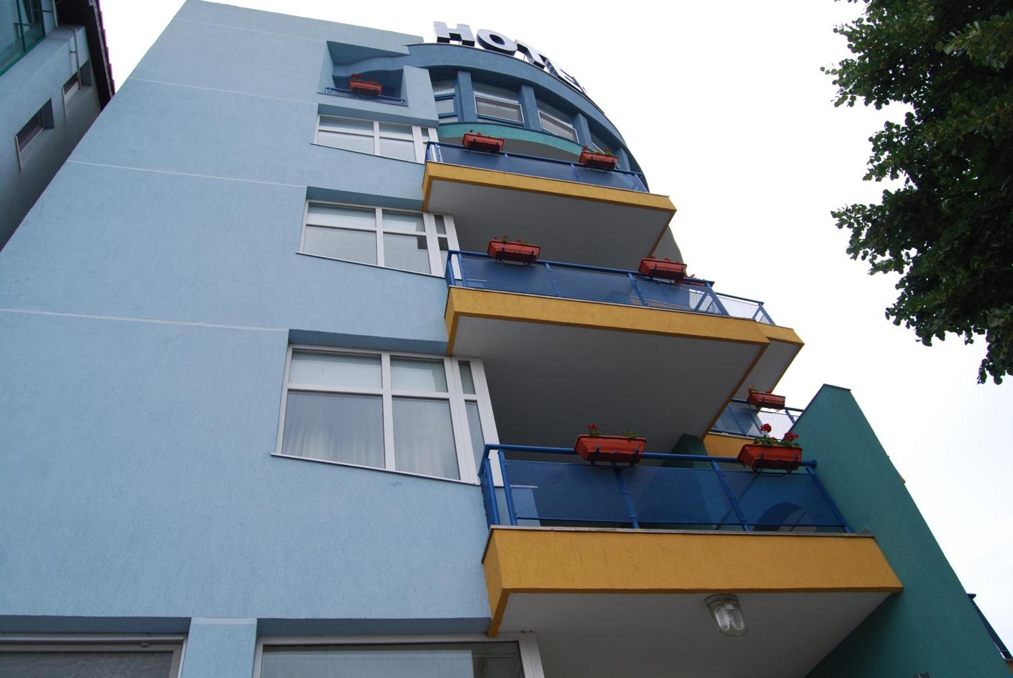 Dali Hotel Neptun Exteriör bild